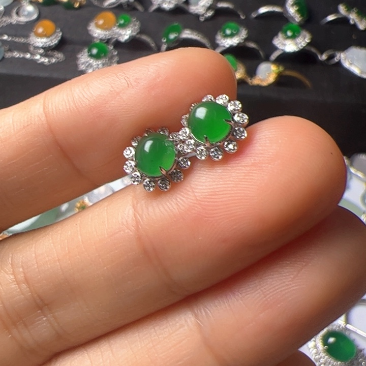 翡翠18K金镶嵌耳饰翡翠吊坠项链