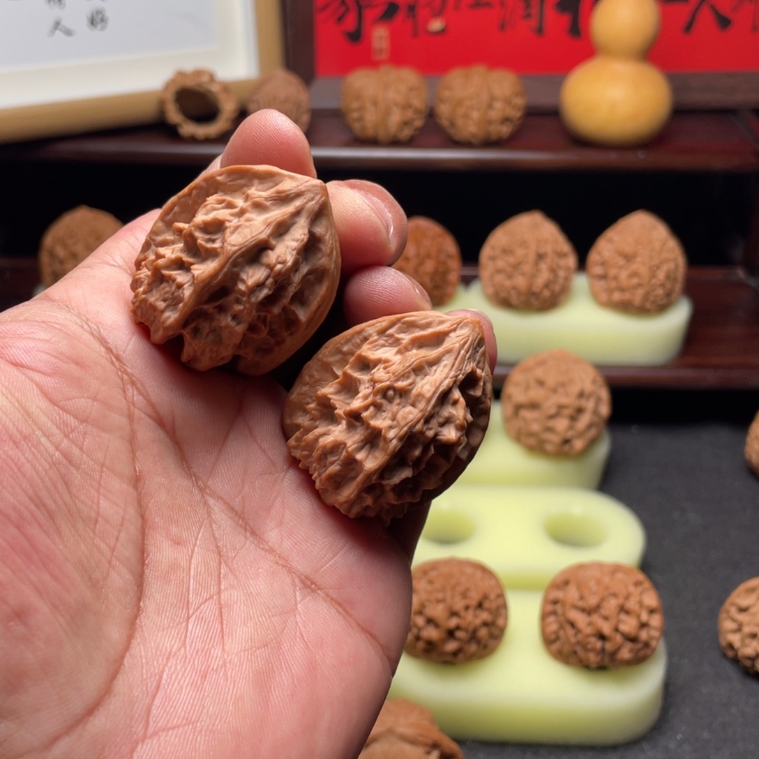 文玩核桃吊坠35龙骨