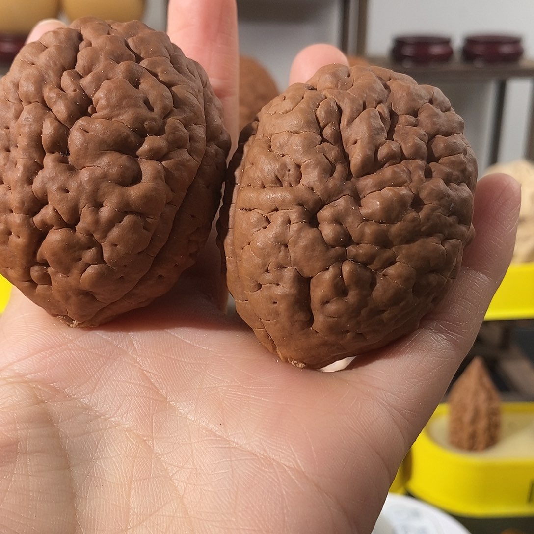 吊坠文玩核桃北***三瓣脑纹金刚4658