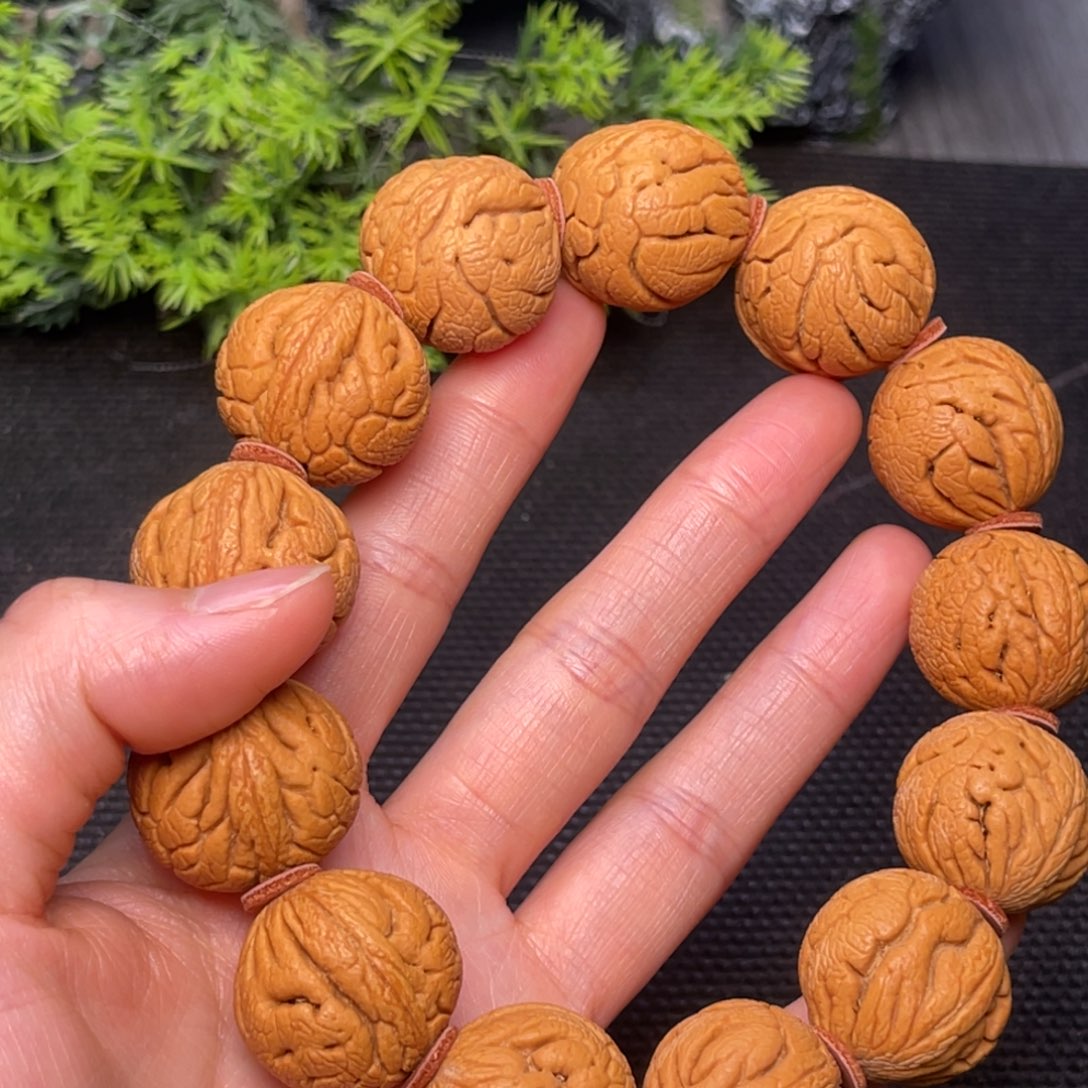 桃核手串龙纹桃核