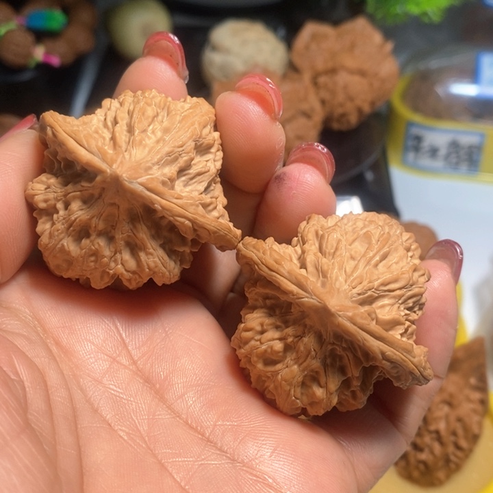 文玩核桃把件阿*火焰马蹄