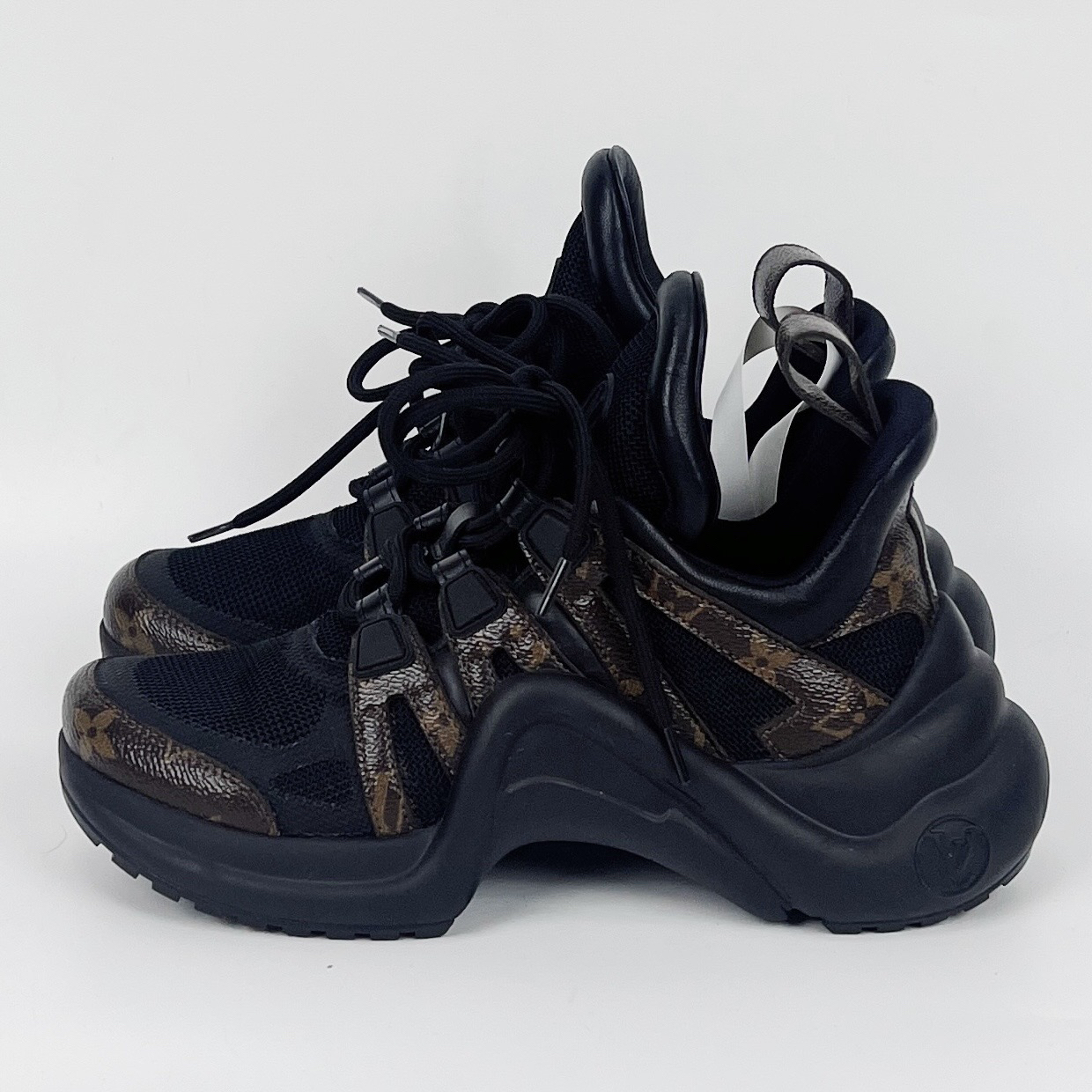 99新 LouisVuitton/路易威登 35码 Lv 黑色老花拱桥鞋 xz0137