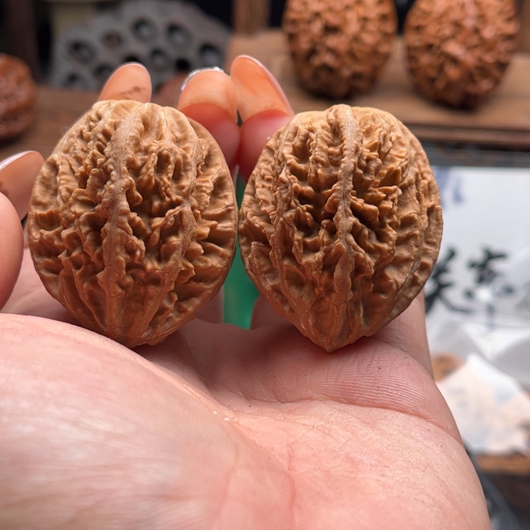 文玩核桃把件关东木子家楸大胖115