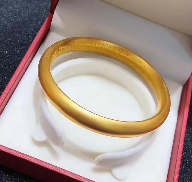 精美高端创意手镯饰品