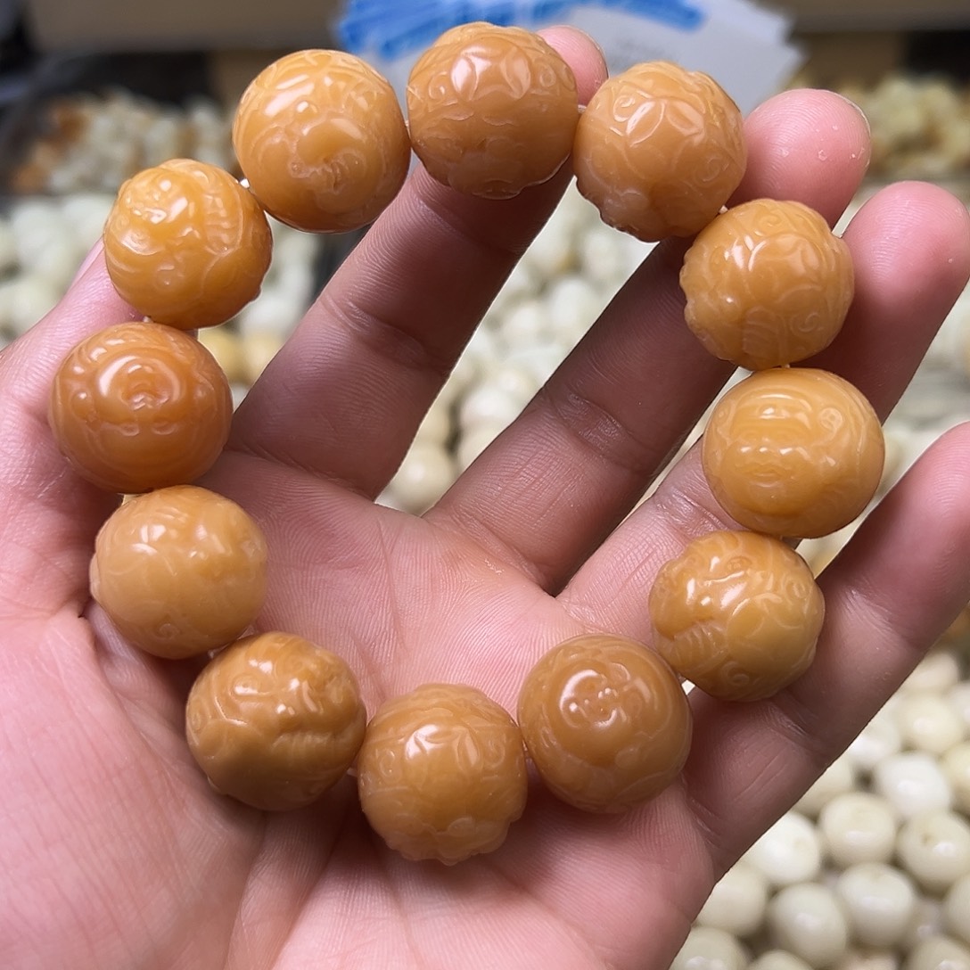 菩提根/象牙果手串风化色财富一生微瑕一条