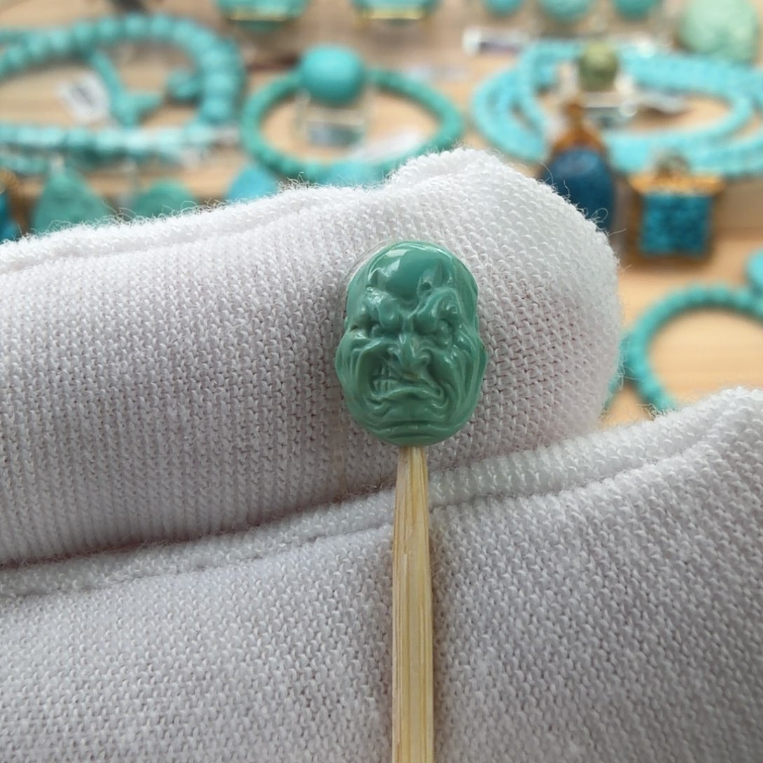 绿松石未镶嵌珠宝奇石