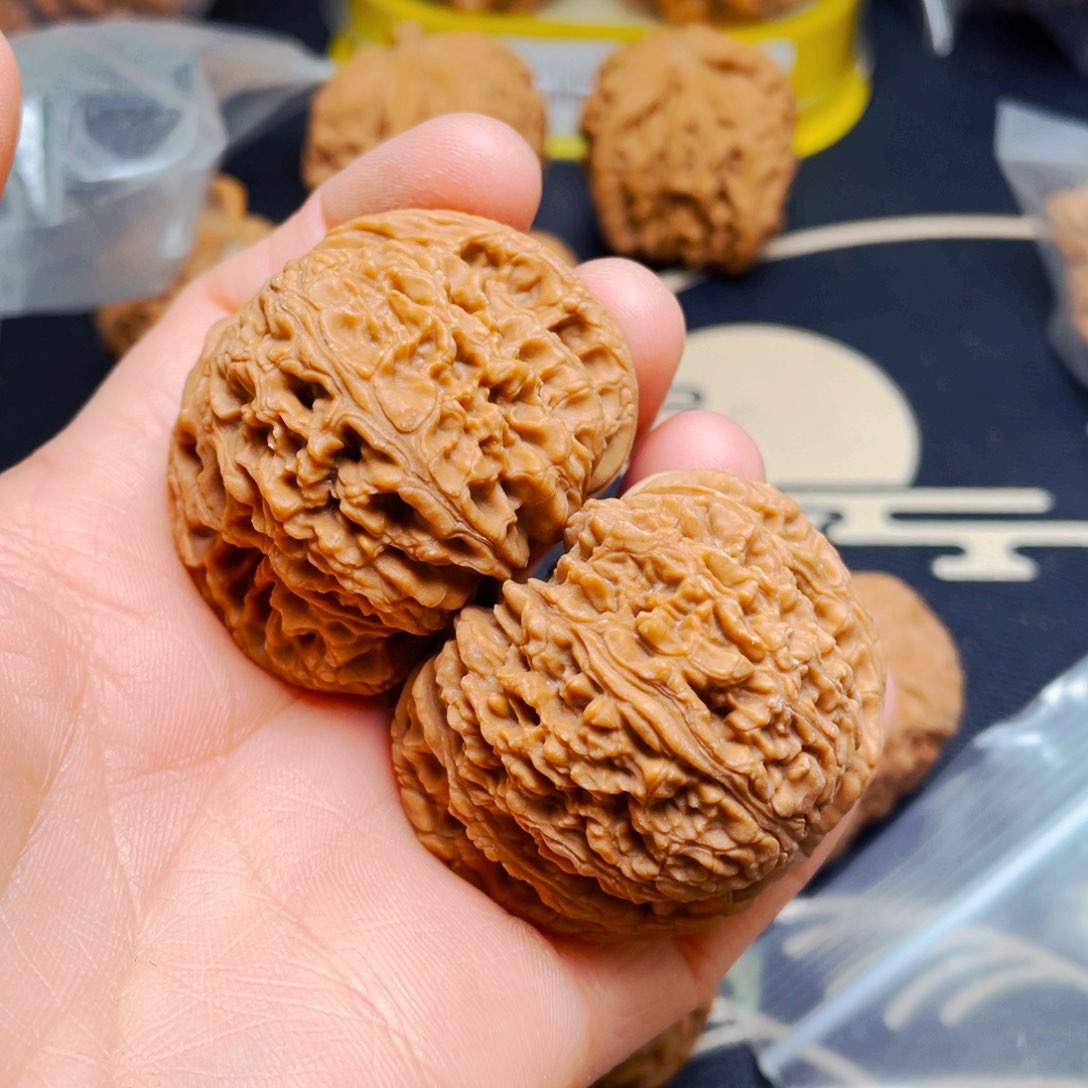 吊坠文玩核桃南疆石