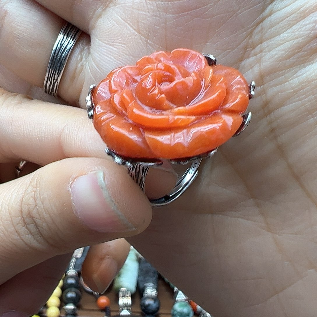 翡翠戒指未镶嵌珠*儿