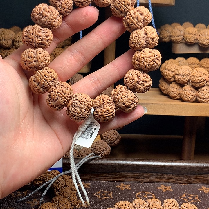 金刚菩提手串菠萝蜜夹板规整度一般全品22mm➕