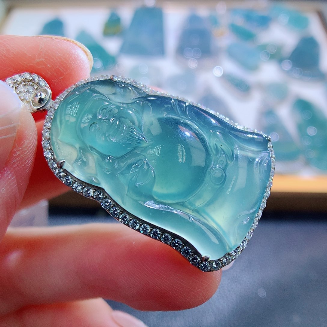 翡翠颈饰银S925镶嵌翡翠