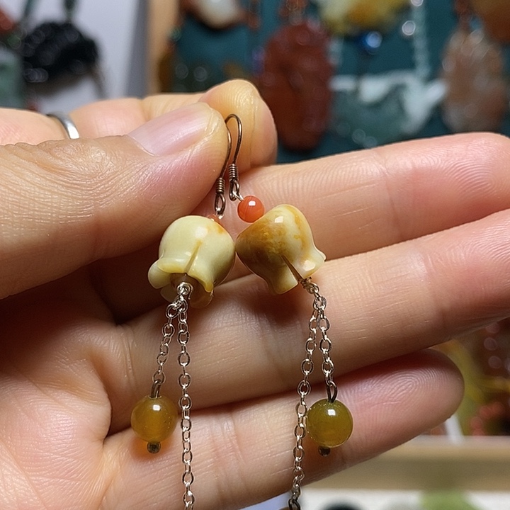 吊坠(赠链)未镶嵌翡翠