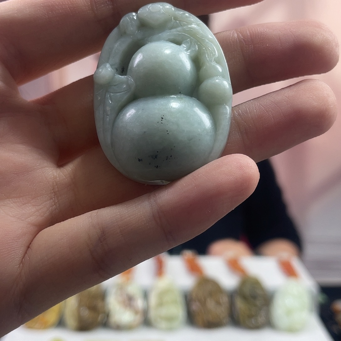 蛇纹石玉未镶嵌吊坠(赠链)