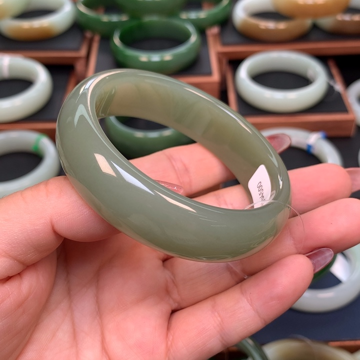 和田玉5960圈口未镶嵌