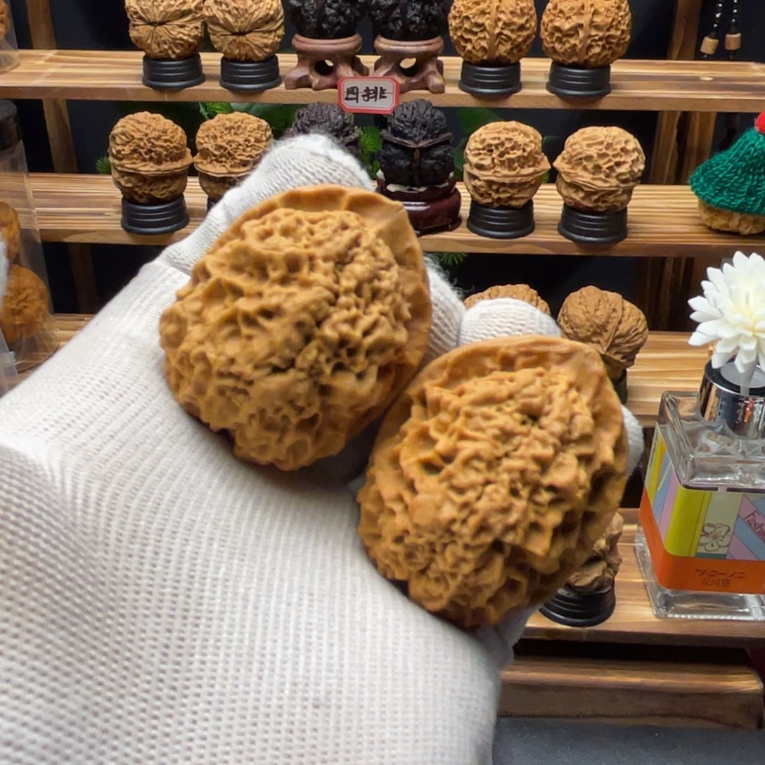 蜜***腿核桃41mm三星堆 一物一图