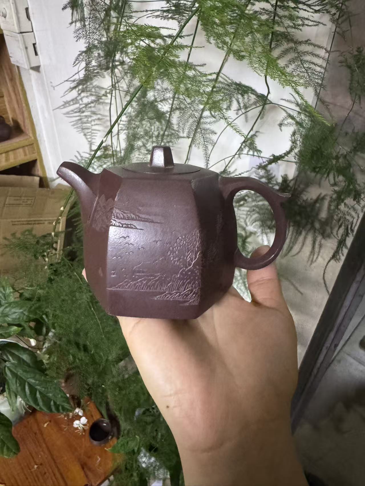 宜兴正宗紫砂紫泥刻绘山水六方秦权约300cc