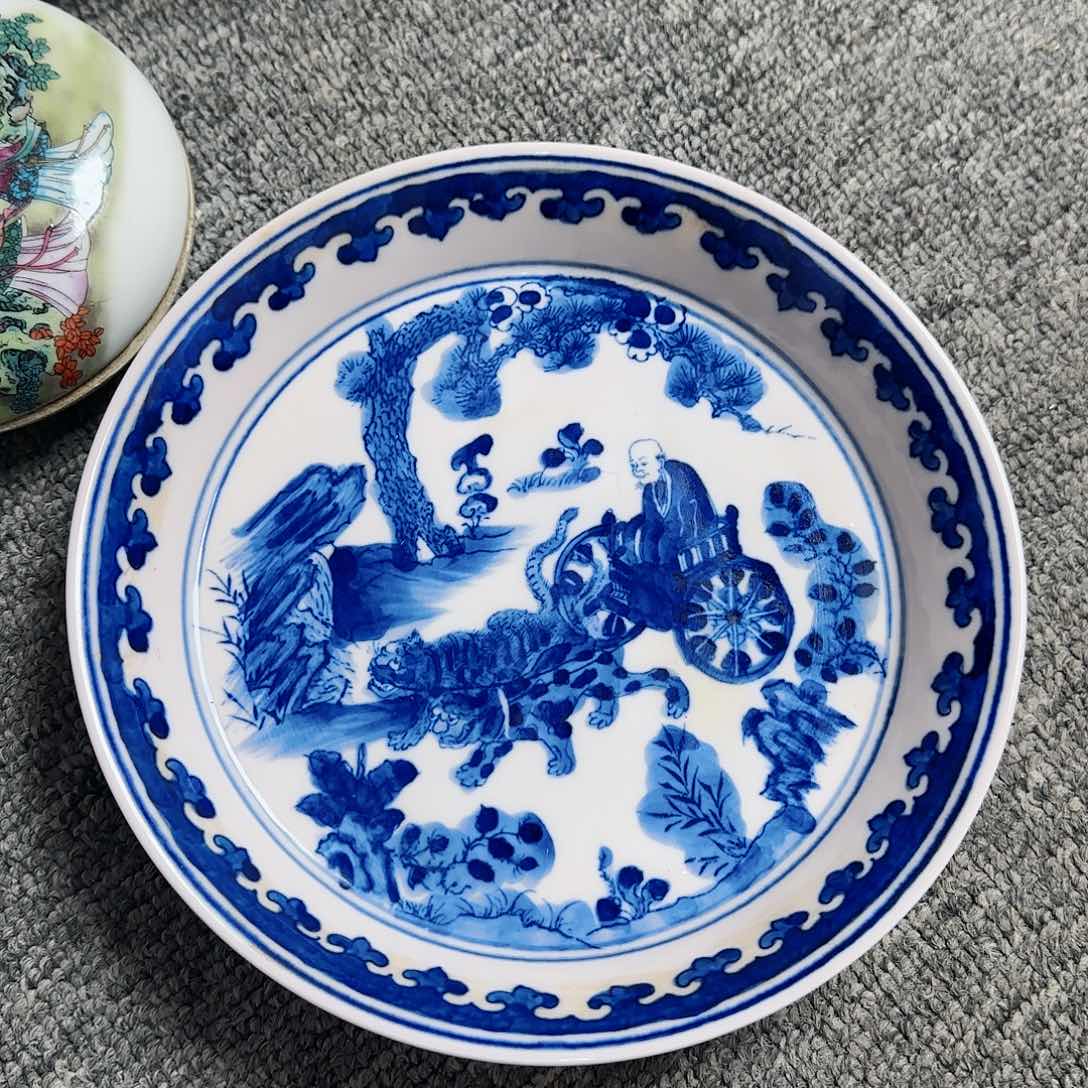 摆件瓷器的工艺技术水平