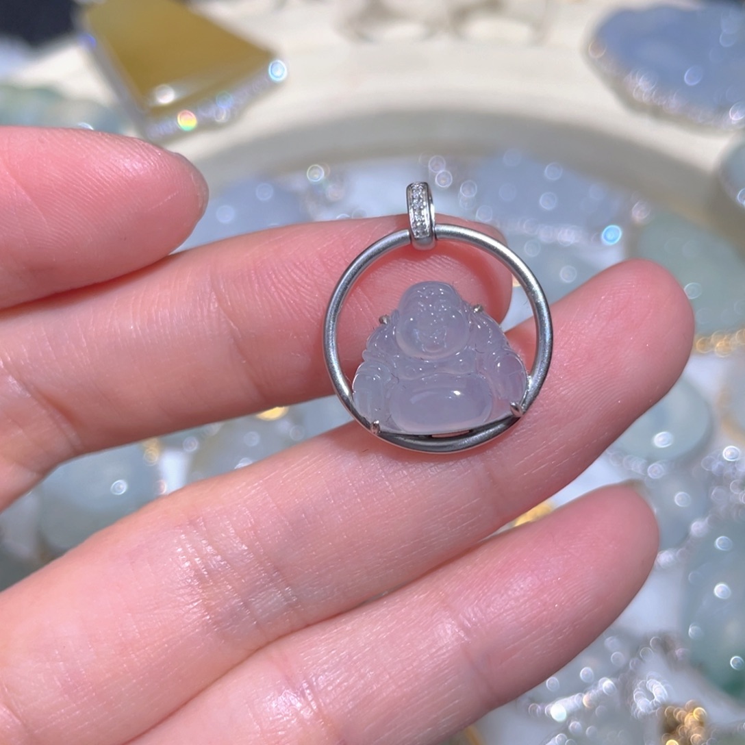 翡翠颈饰18K金镶嵌翡翠