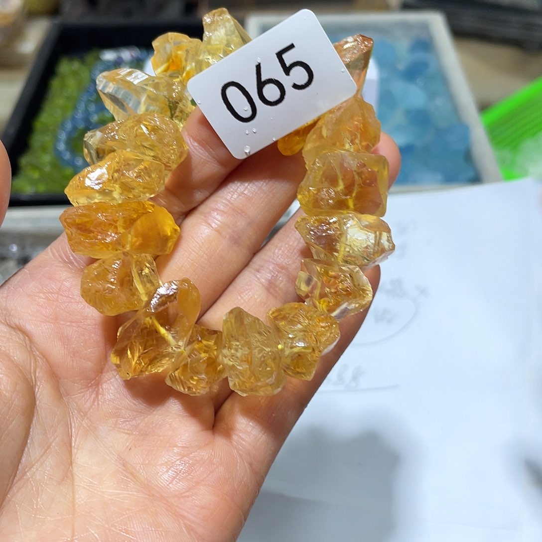 水晶手串……未镶嵌l****o