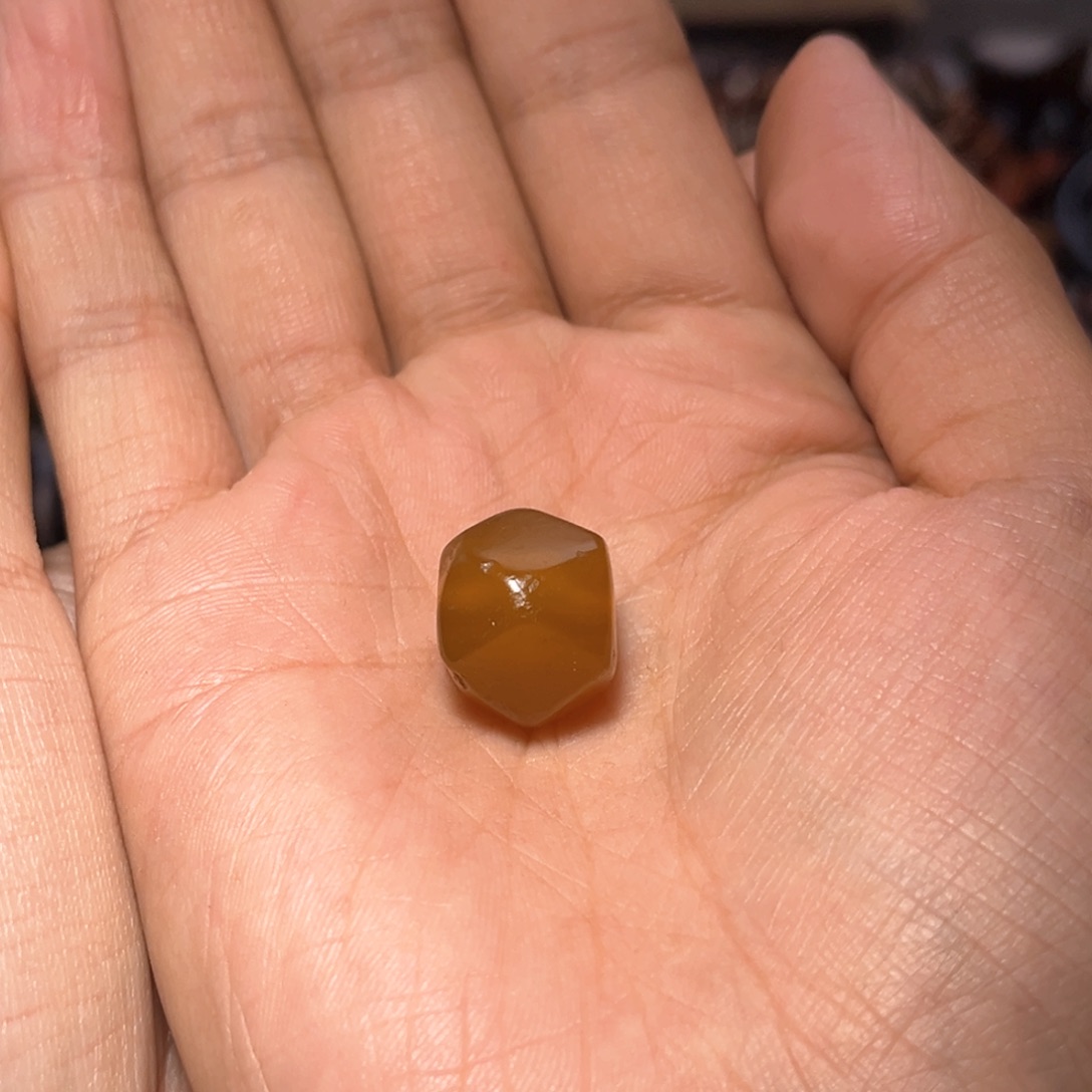 玛瑙/玉髓珠宝奇石未镶嵌牛****律