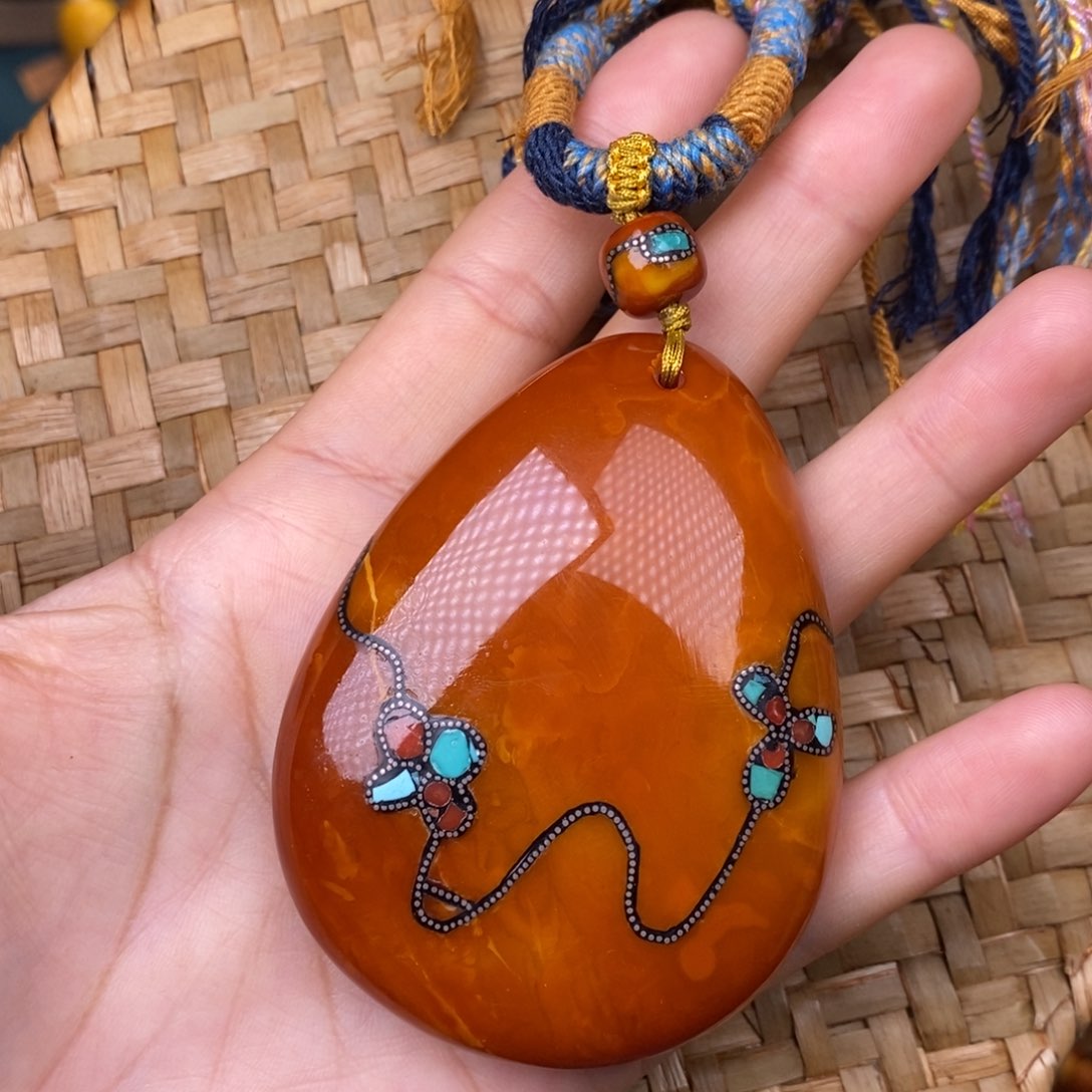 蜜蜡裸石未镶嵌蜜蜡