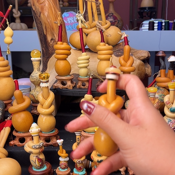 @***秀我800000000000月111111111