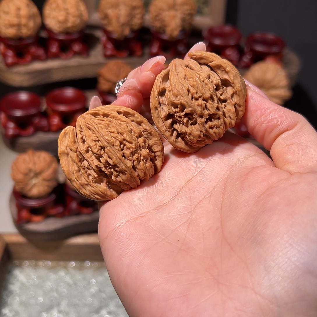 把件文玩核桃南疆涿鹿小犀牛