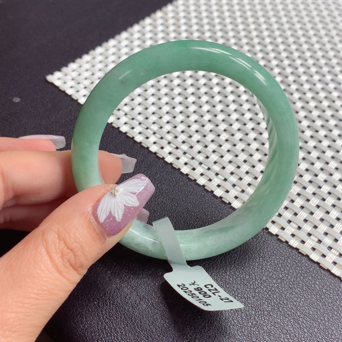 翡翠手镯未镶嵌A****缅甸