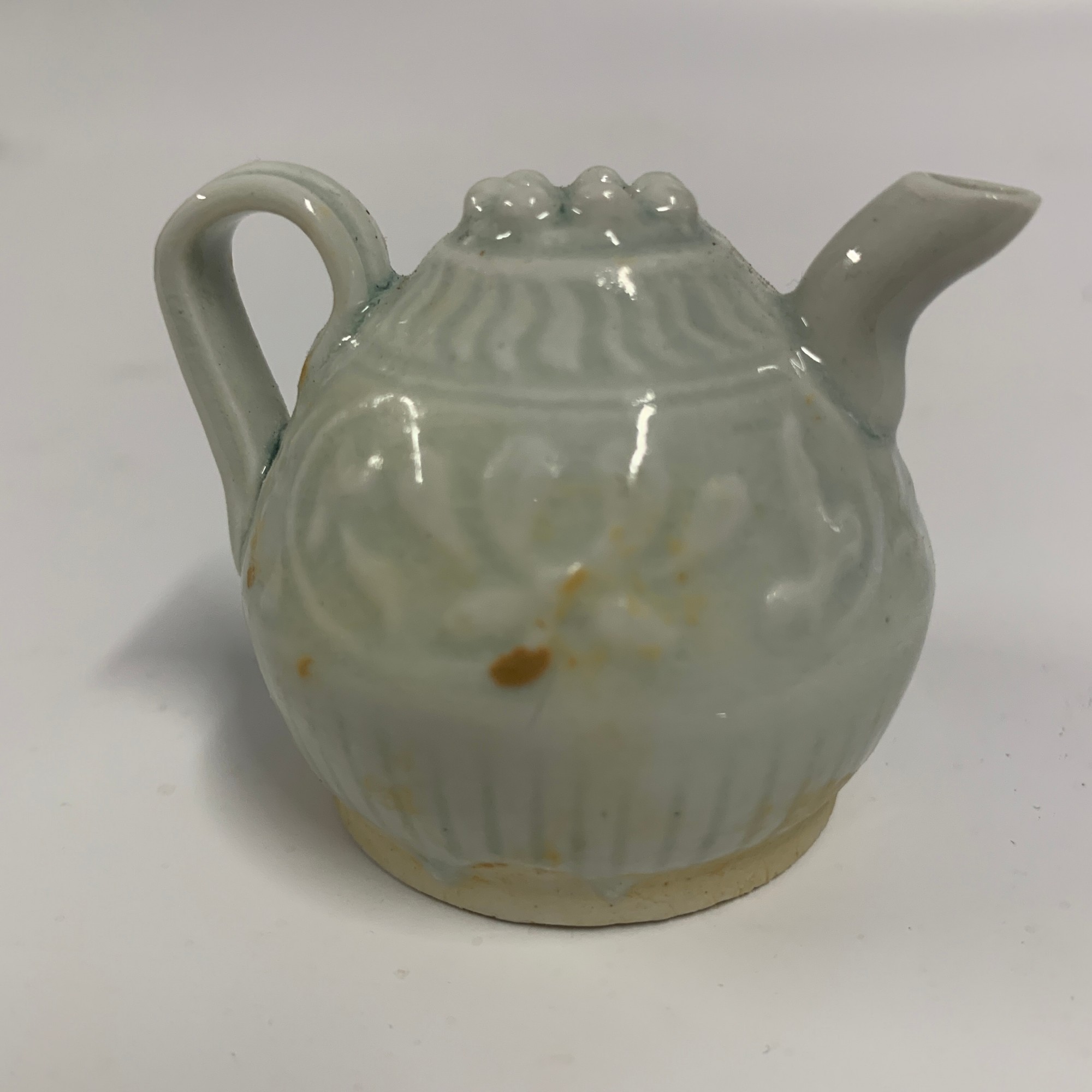 明·影青雕花纹水滴ZBM25ZBM0220020