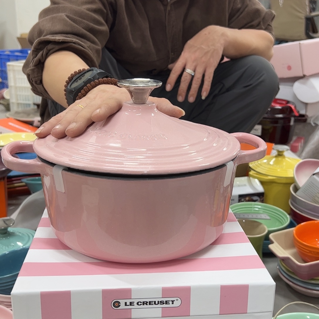 陶瓷粉色炖锅炫彩22cm