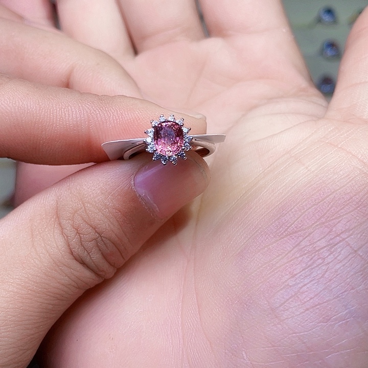 碧玺戒指银S925镶嵌…..