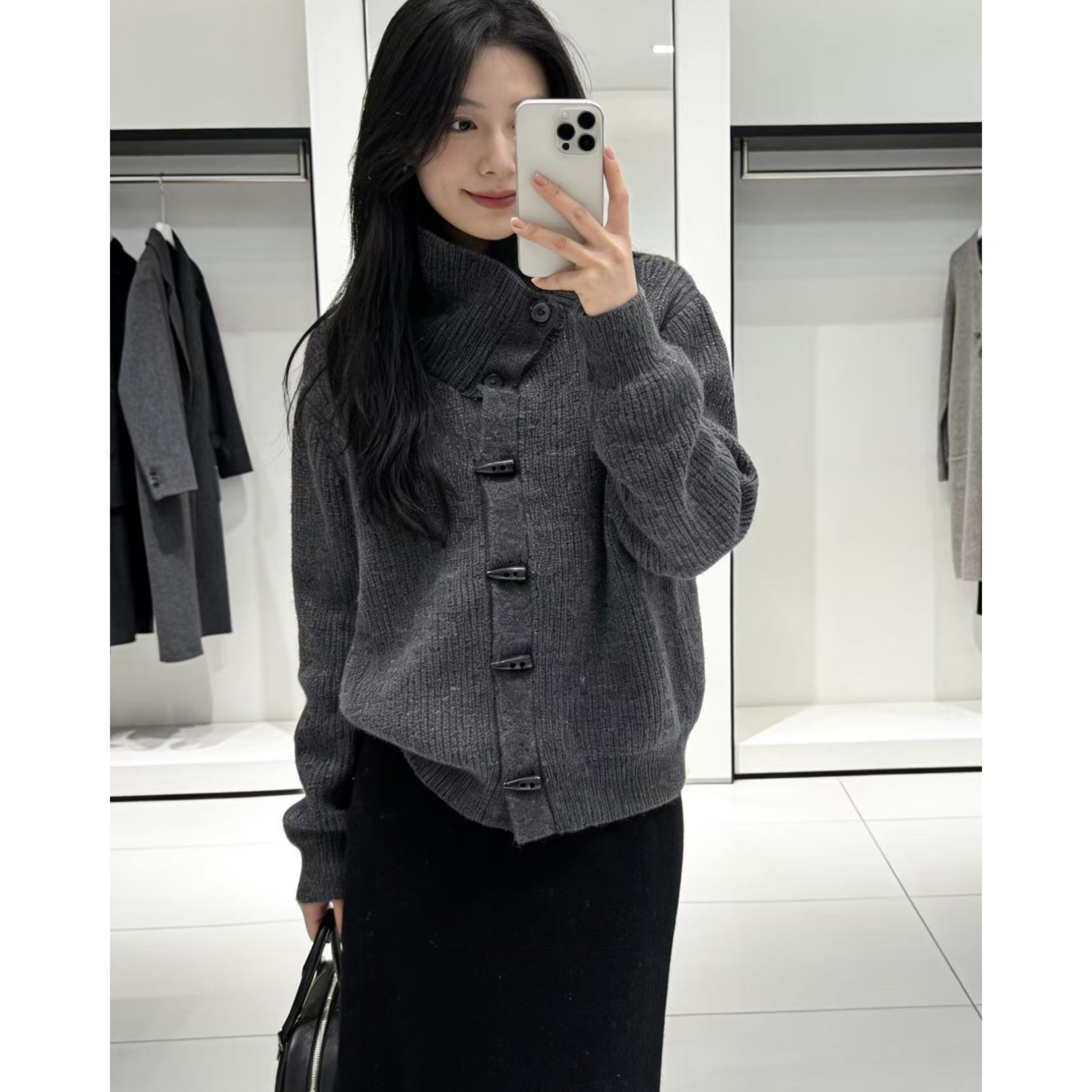 胸104-160长58（部分无三标介意勿拍）牛角扣针织衫HH 4971