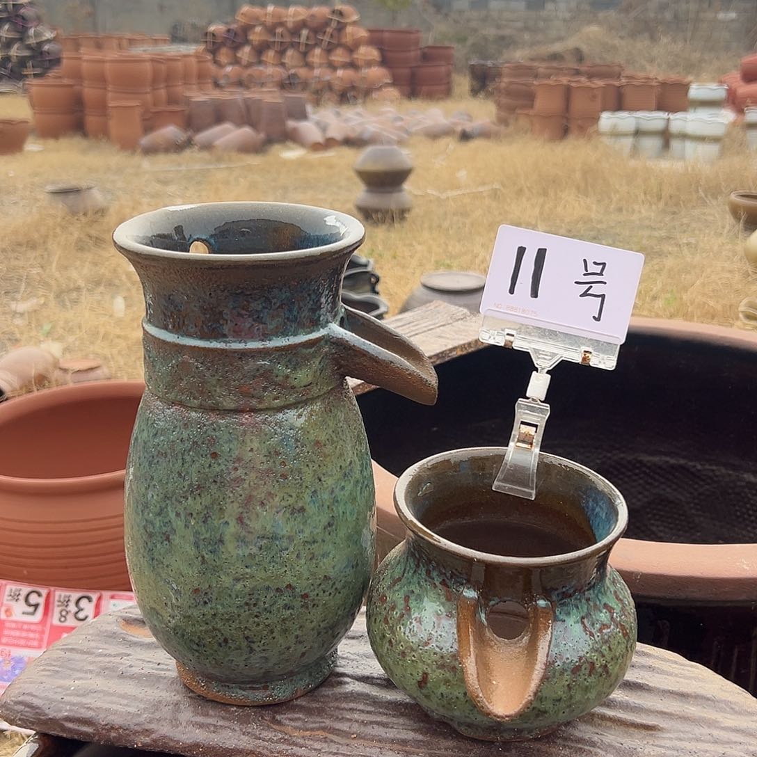 红陶紫砂等工艺美术珍品中