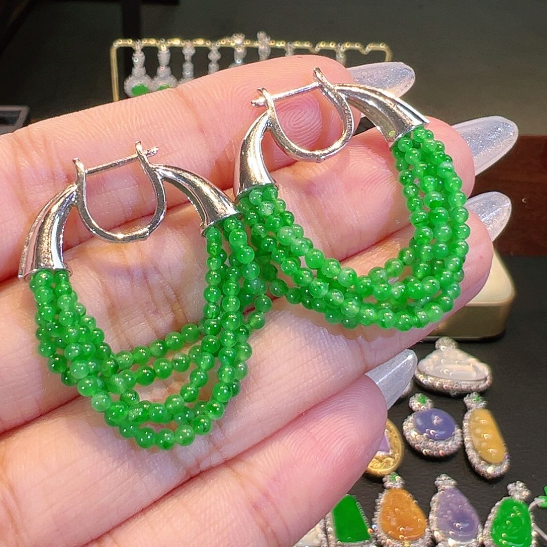 翡翠耳环18K金镶嵌翡翠