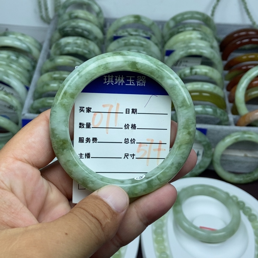 未镶嵌蛇纹石玉手镯