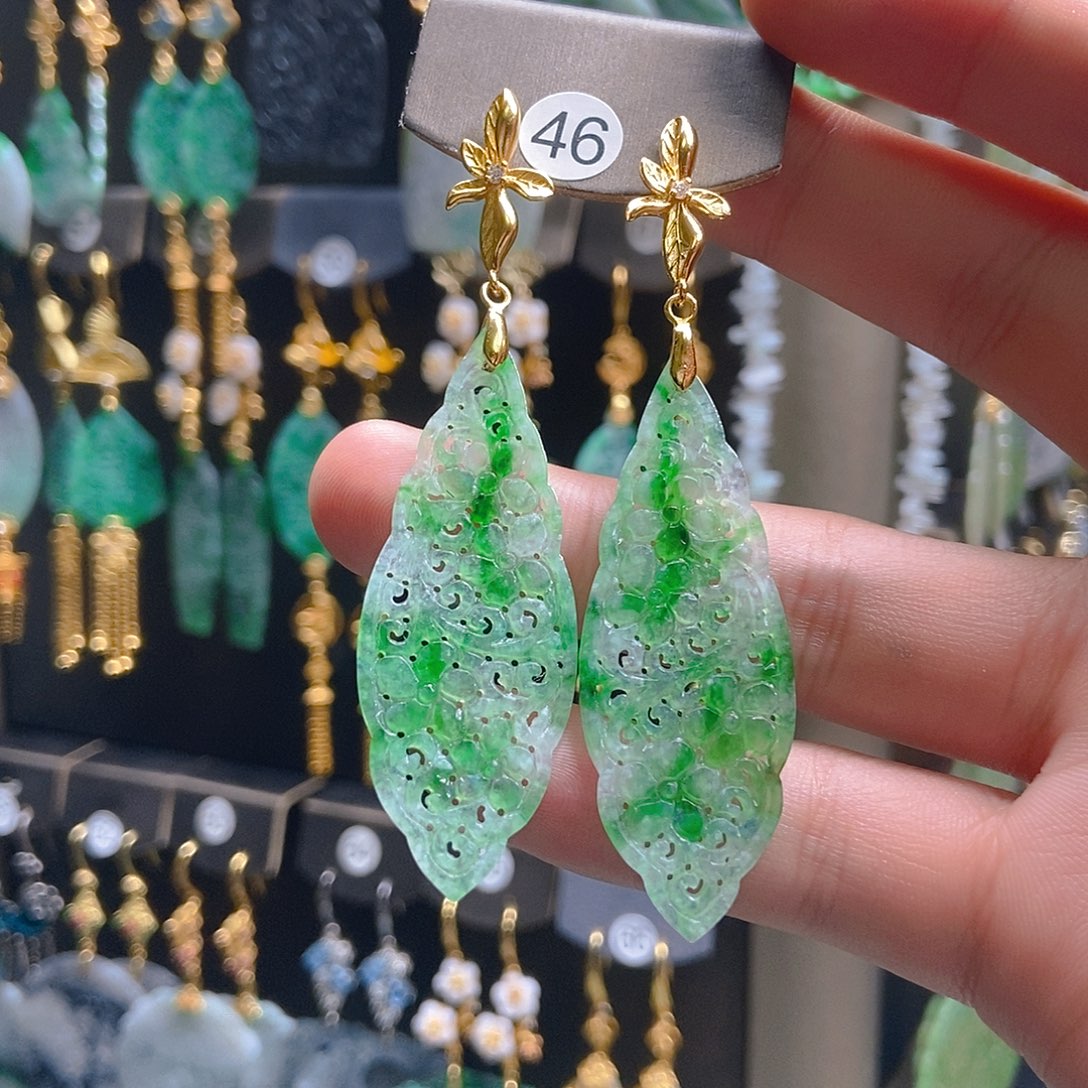 翡翠未镶嵌耳饰翡翠