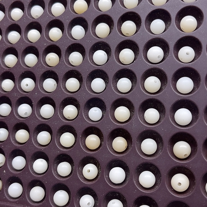 白玉菩提吊坠微瑕8奶白圆珠100颗卡灯牌宠100颗