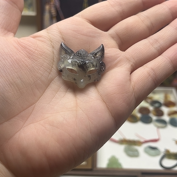 蛇纹石玉未镶嵌吊坠(赠链)