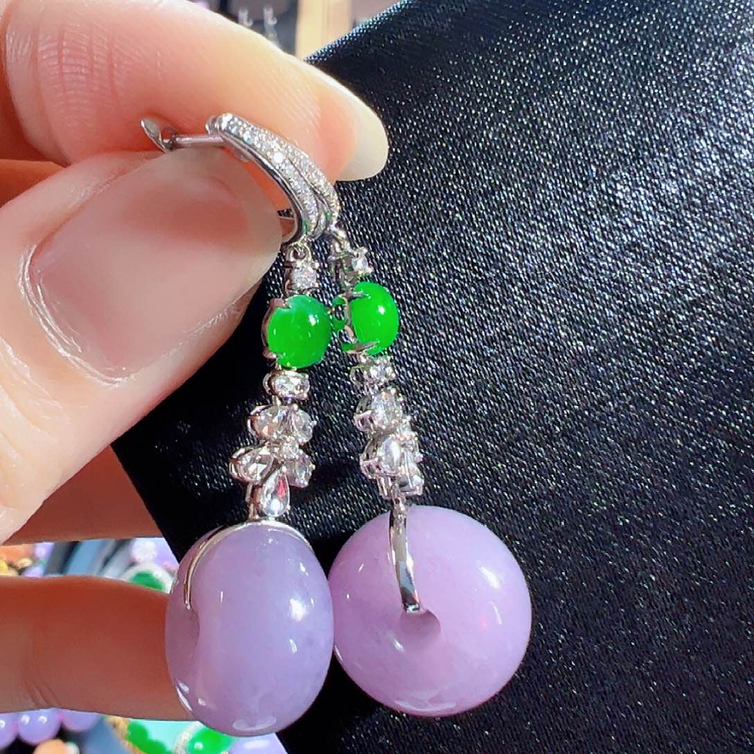 翡翠18K金镶嵌耳饰签收后24小时鉴赏期