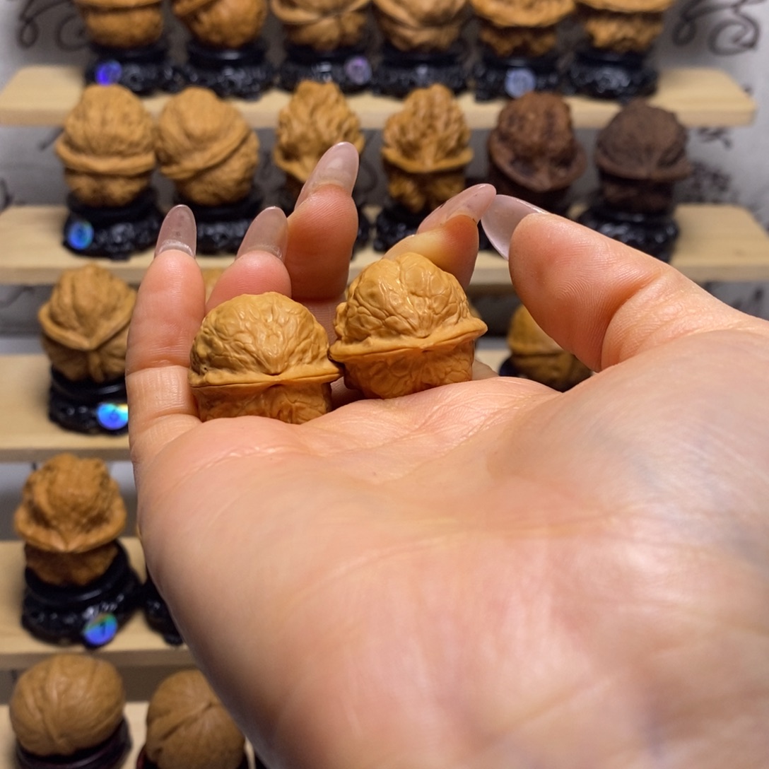 文玩核桃把件鹦鹉蟾y28