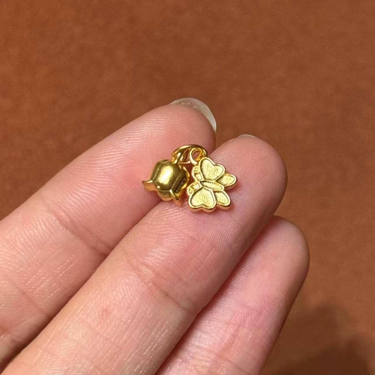 贝贝黄金 足金999 铃兰蝴蝶 素金 圆环 5D工艺 2833