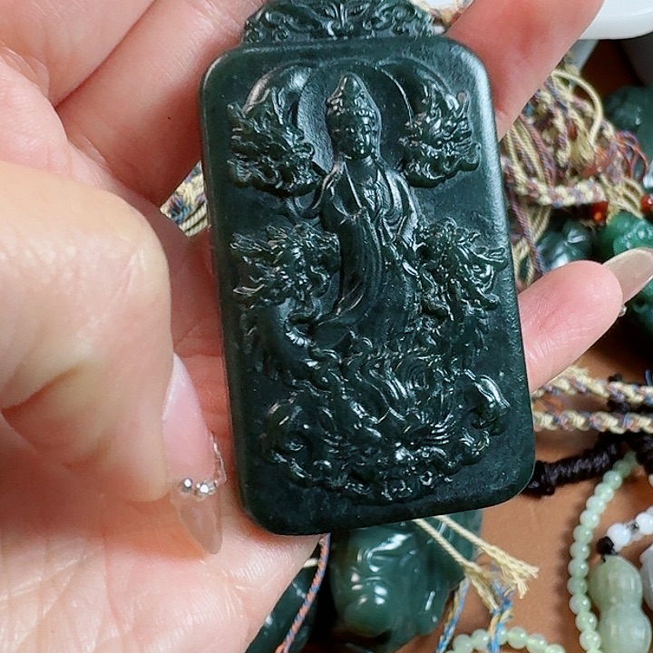 和田玉挂件未镶嵌