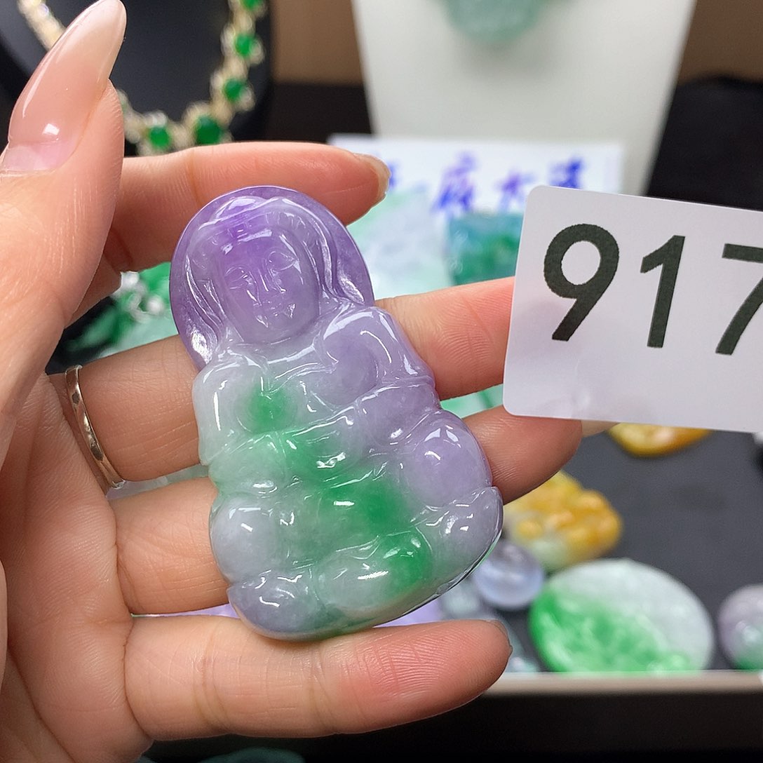 翡翠颈饰未镶嵌我