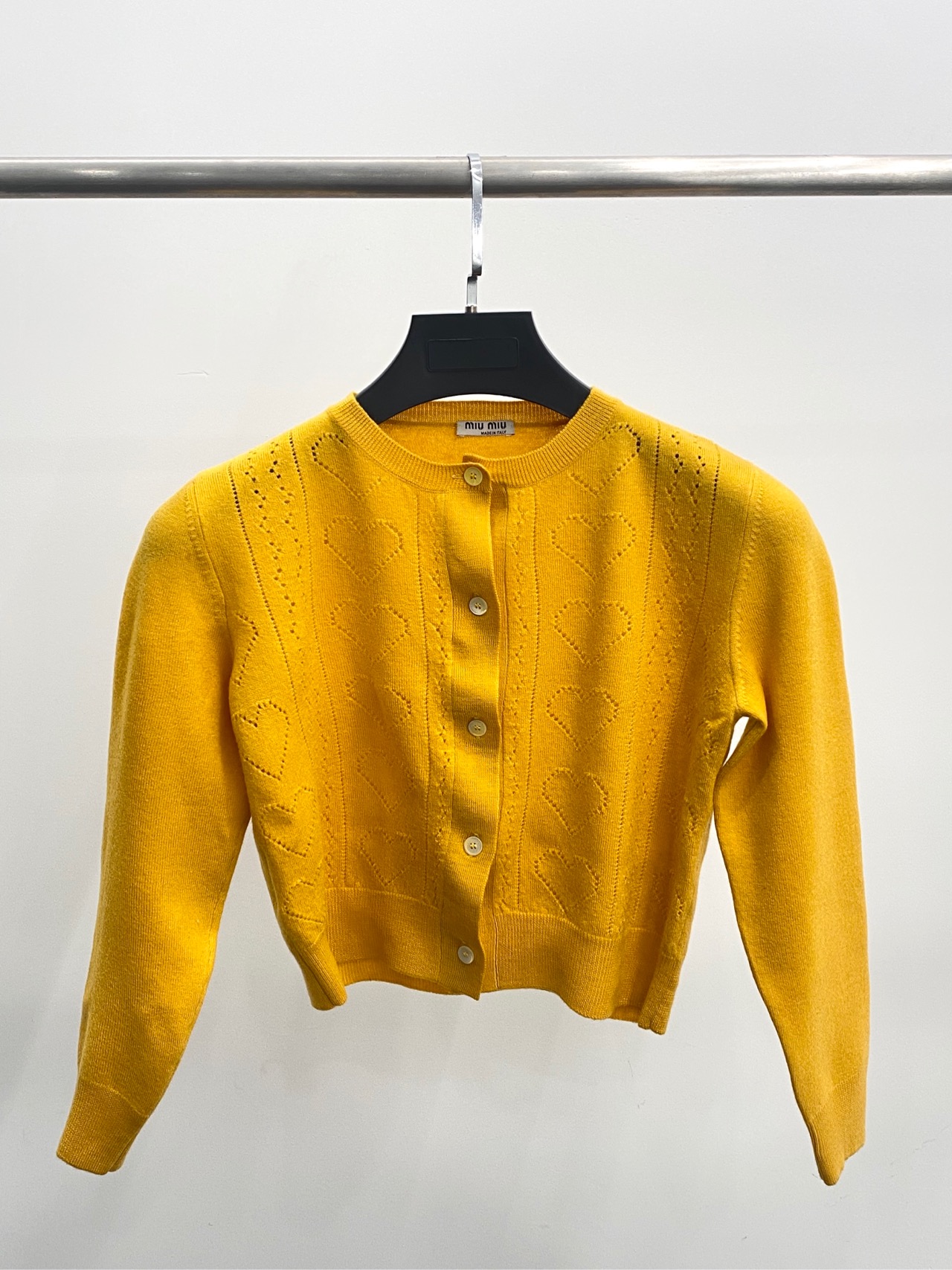 99新 MIU MIU/缪缪  pp11721925 黄色羊绒针织开衫 40码 