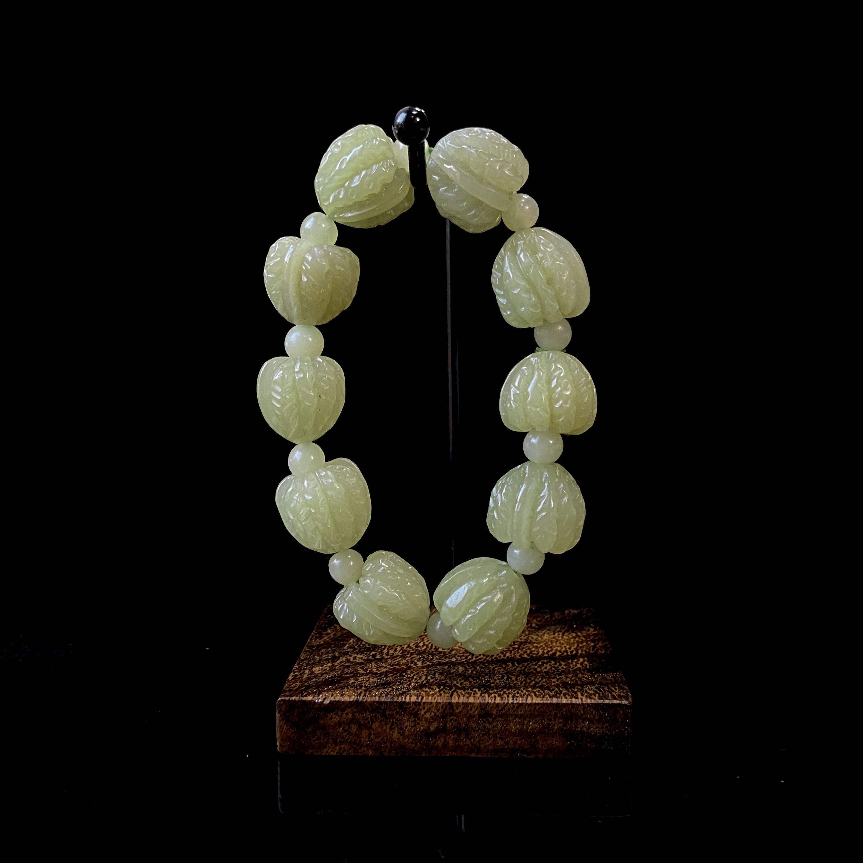 GY0057和田玉手串