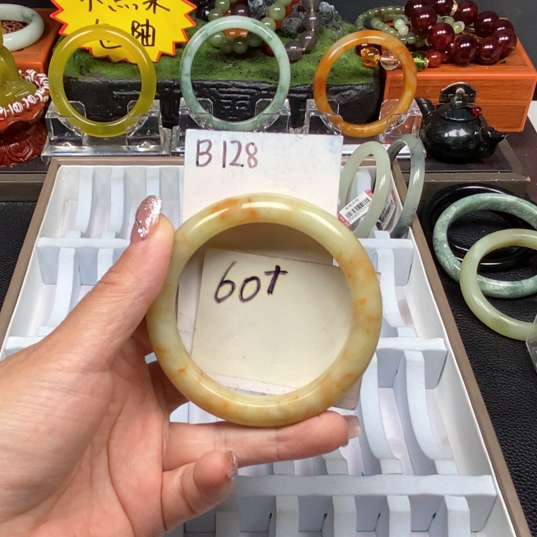 未镶嵌蛇纹石玉手镯