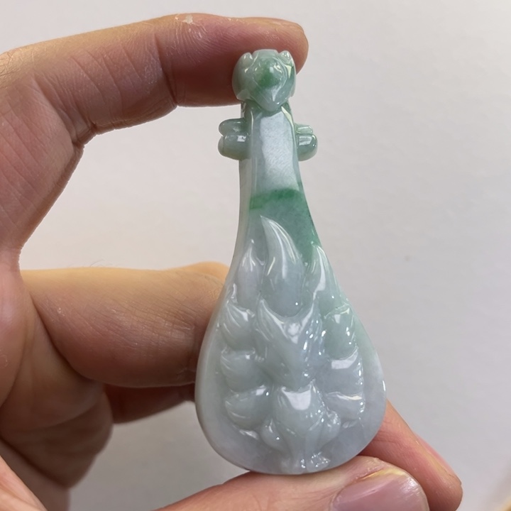 翡翠吊坠(赠链)未镶嵌代编织