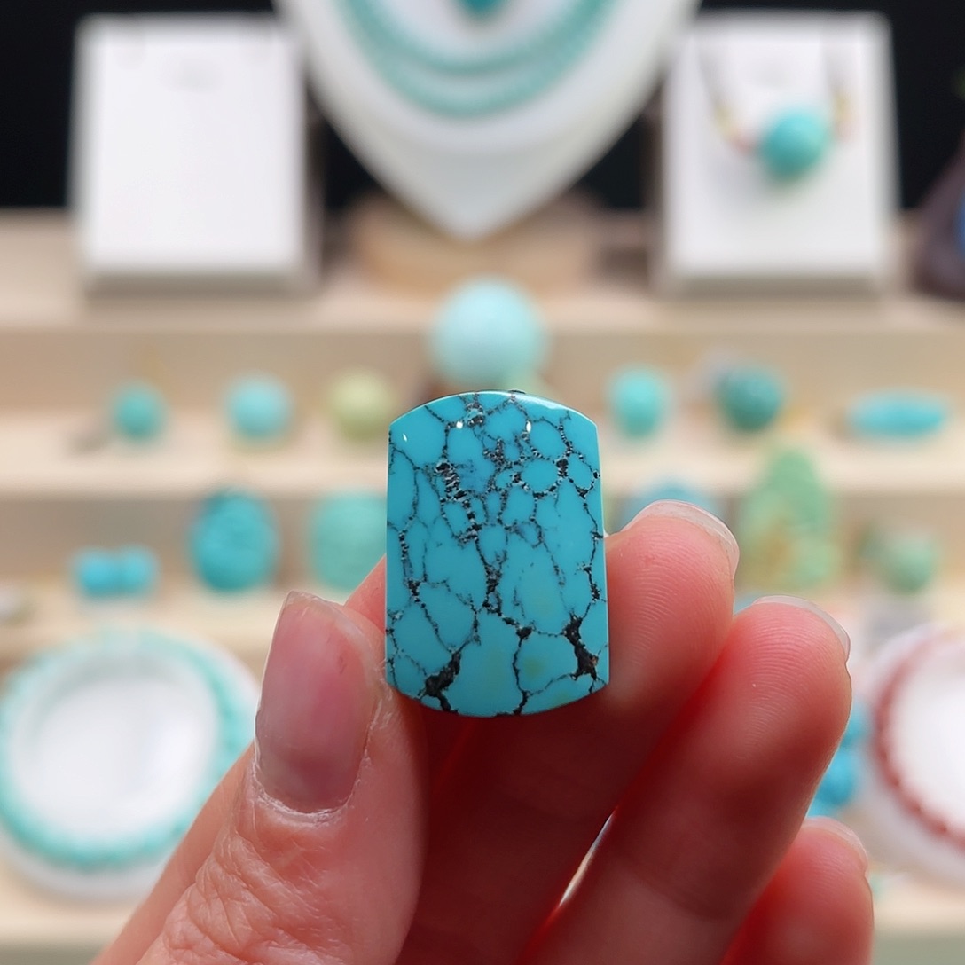 绿松石配饰未镶嵌