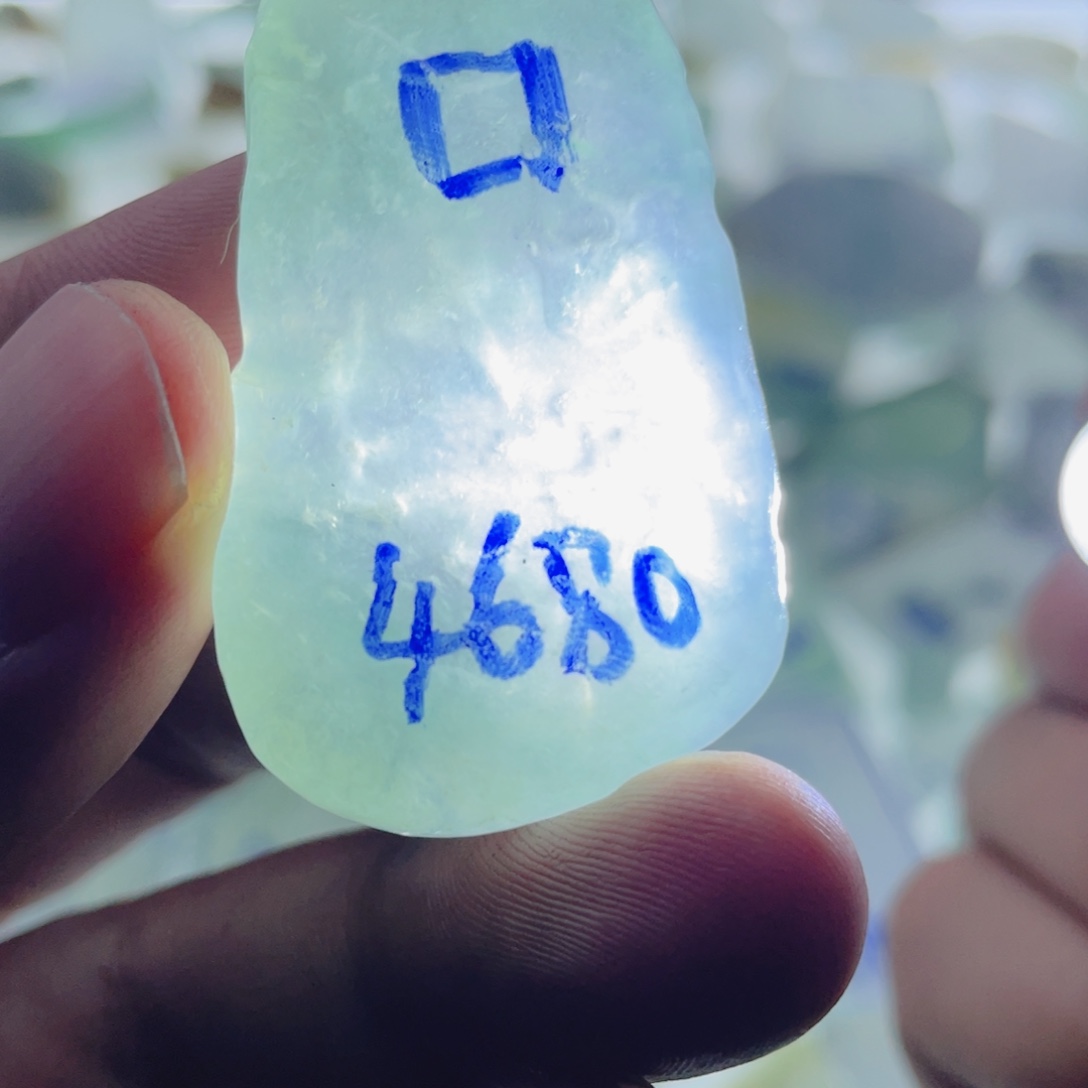 定制翡翠未镶嵌天然翡翠雕刻定制