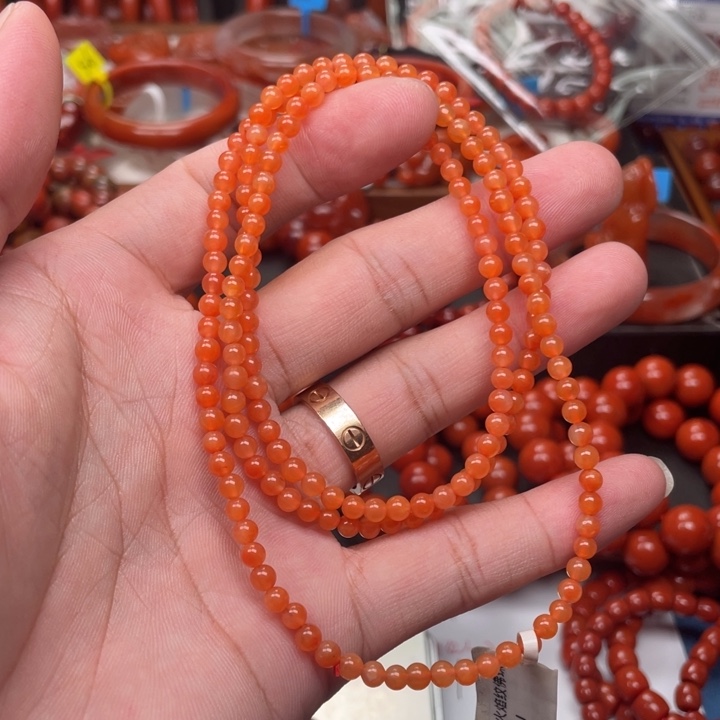 南红玛瑙未镶嵌手链
