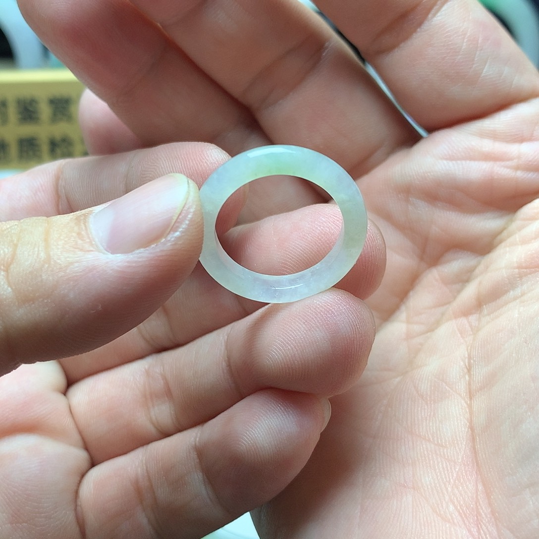 颈饰未镶嵌翡翠内径17.7